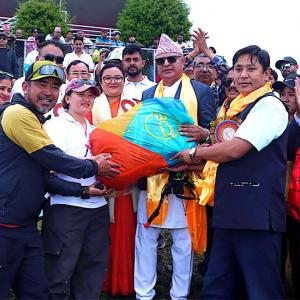 धरानमा अन्तर्राष्ट्रिय प्याराग्लाइडिङको प्रिमियर लिग प्रतियोगीता सुरु 