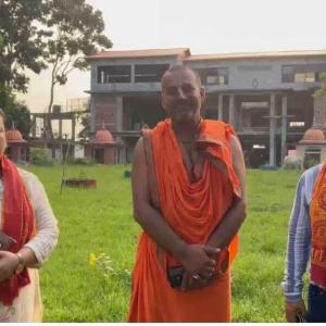 सुन्दरहरैंचाको नयाँ वृन्दावन गौशालालाई समाजसेवी देबराज तामाङद्वारा ट्रस सहयोग सुन्दरहरैंचाको नयाँ वृन्दावन गौशालालाई समाजसेवी देबराज तामाङद्वारा ट्रस सहयोग