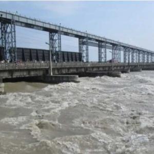 पानीको बहाव बढेपछि सप्तकोसी किनारमा सतर्कता पानीको बहाव बढेपछि सप्तकोसी किनारमा सतर्कता