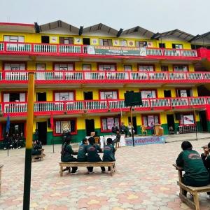 बाढीपीडितलाई निजी विद्यालयको आठ लाख ७६ हजार सहयोग