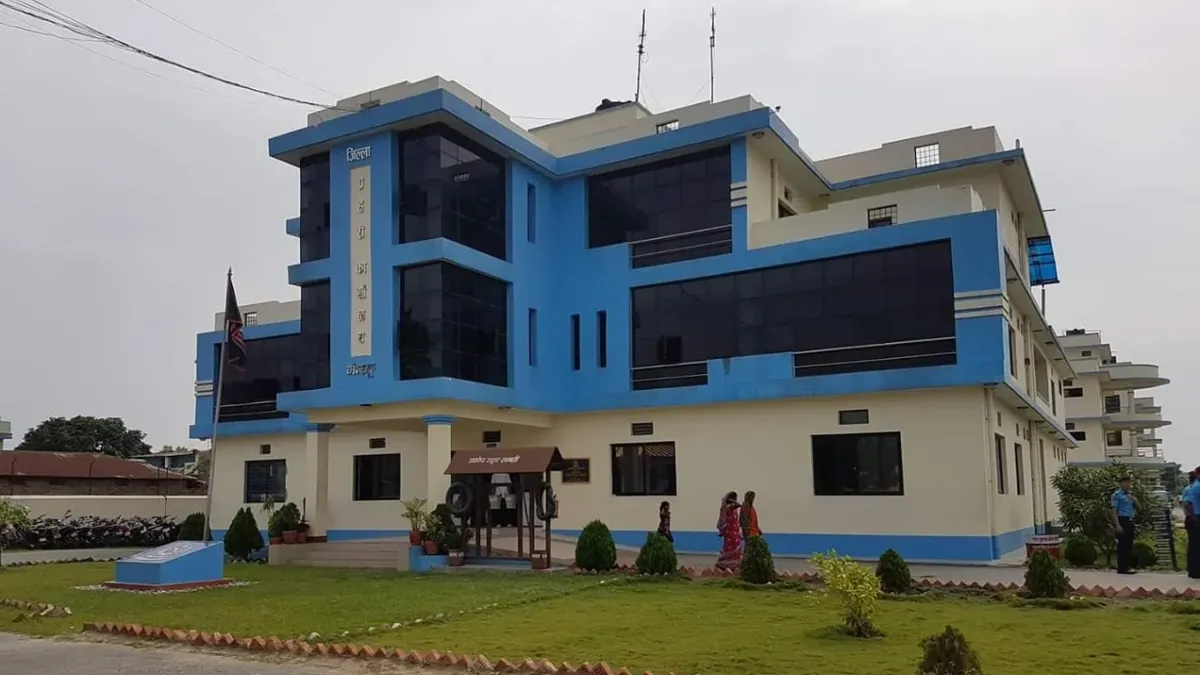 मोरङमा प्रहरी र लागुऔषध कारोबारीबीच गोली हानाहान, २ जना घाइते, ३ पक्राउ